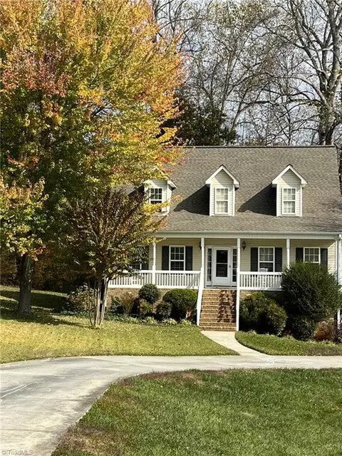 118 Hagen Rd, Advance, NC 27006