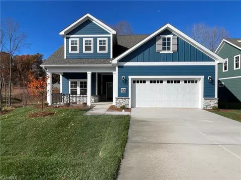 5233 Sunny Brook Ct, Clemmons, NC 27012