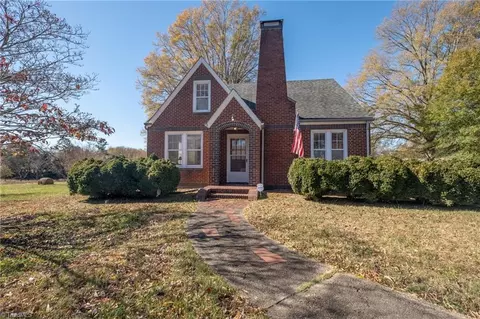 308 Galloway St, Madison, NC 27025