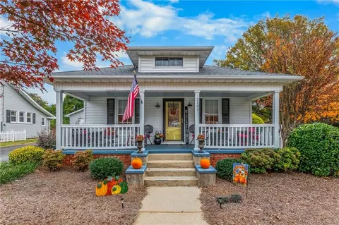 7765 Broad St, Rural Hall, NC 27045