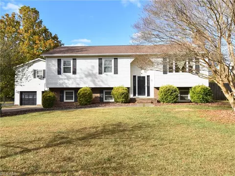 246 Laurel Ct, Winston Salem, NC 27127