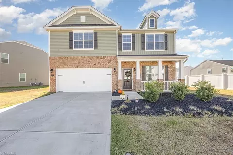 177 Rhett Ave, Lexington, NC 27295