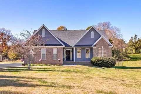 5421 Jesse Small Rd, Randleman, NC 27317
