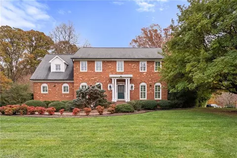 985 Longreen Dr, Kernersville, NC 27284
