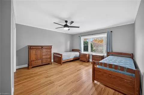 Bedroom - 950 Dodson Mill Rd, Pilot Mountain, NC 27041 photo 3 of 5