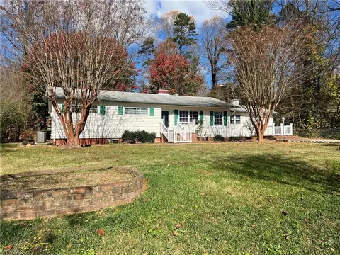 126 Mayfair Dr, Winston Salem, NC 27105