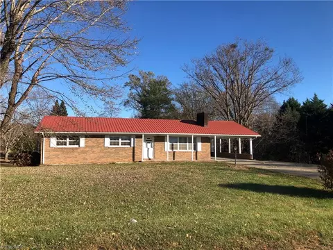 1029 Oak Ridge Rd, Cana, VA 24317