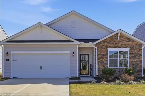 416 Bryson Blvd, Lexington, NC 27295