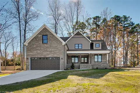103 Crystal Crk, Randleman, NC 27317
