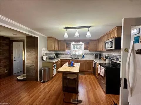 753 Brown Rd, King, NC 27021 photo 11