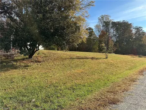 753 Brown Rd, King, NC 27021 photo 38