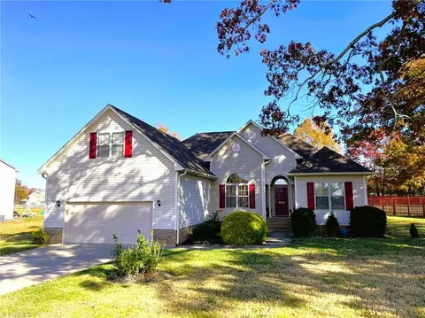 3003 Pearson Farm Dr, Browns Summit, NC 27214