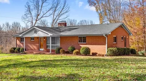 233 Elon Dr, Reidsville, NC 27320