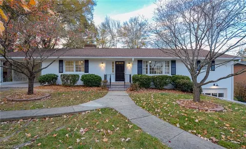 2881 Deerwood Dr, Winston Salem, NC 27103