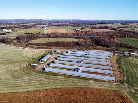 446 Grover Simmons Rd, Dobson, NC 27017