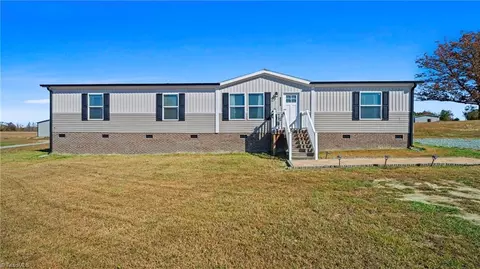 8235 Nc Highway 62 N, Burlington, NC 27217