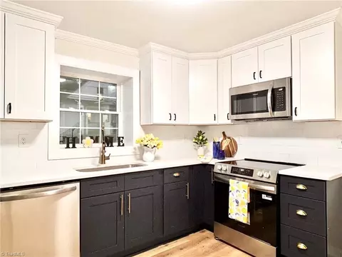 1469 Cherry St, Winston Salem, NC 27105