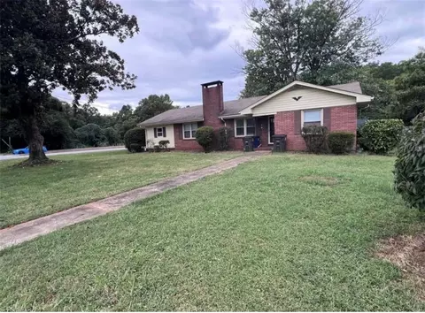 1466 Ebert St, Winston Salem, NC 27103