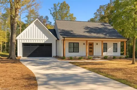 1492 Williams Rd, Lewisville, NC 27023