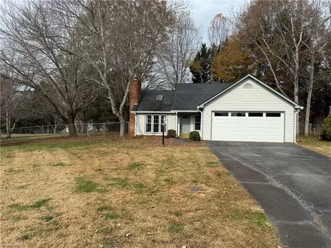 Exterior - 107 Hanover Ct, King, NC 27021 photo 4 of 12