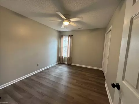 Bedroom - 107 Hanover Ct, King, NC 27021 photo 4 of 5