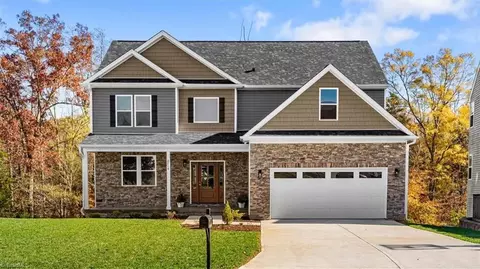 6714 Planters Dr, High Point, NC 27265