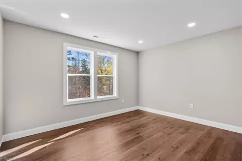 Bedroom - 6714 Planters Dr, High Point, NC 27265 photo 3 of 6