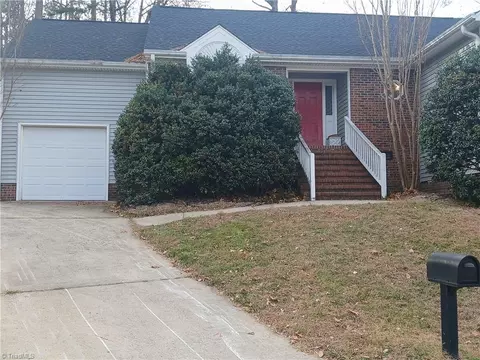 4034 Sherry Ct, Jamestown, NC 27282