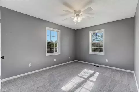Bedroom - 200 Lane Dr, Trinity, NC 27370 photo 6 of 9