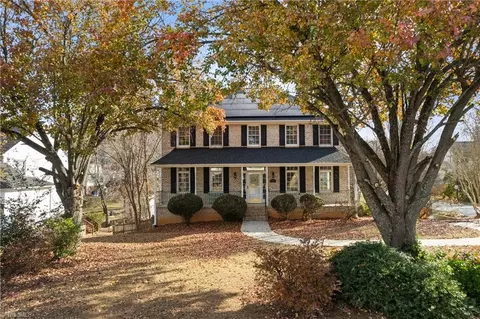 1154 Browns Run Dr, Kernersville, NC 27284