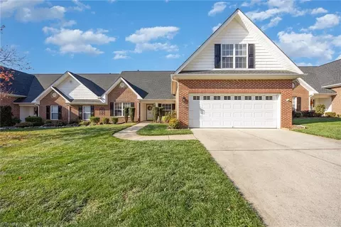 574 Caladium Ct, Kernersville, NC 27284