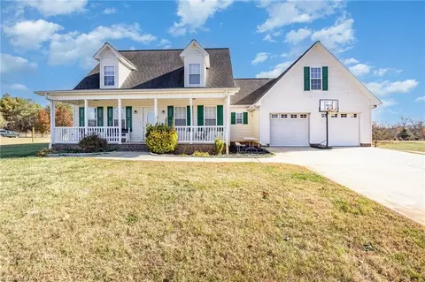 167 Columbia Dr, Linwood, NC 27299