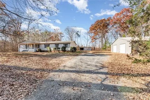2535 Gray Fox Ln, Staley, NC 27355 photo 3