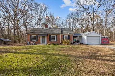 1646 Sandy Cross Rd, Burlington, NC 27217