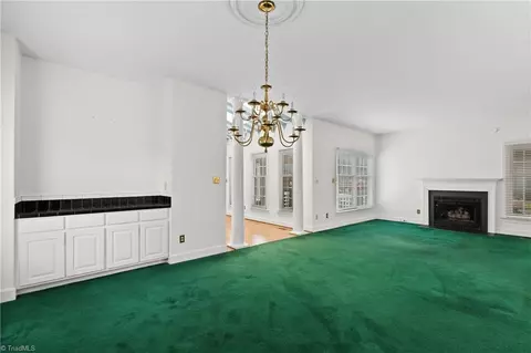 Living - 1001 Nuthatch Ct, High Point, NC 27262 photo 3 of 3
