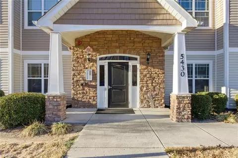5430 Forester Dr #2D, High Point, NC 27265