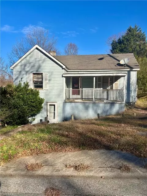 718 Prince Williams St, Reidsville, NC 27320