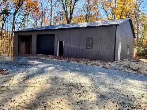 408 Thomas O Dr, Thomasville, NC 27360