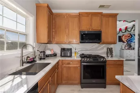 Kitchen - 2316 Mill Ln, High Point, NC 27265 photo 2 of 3