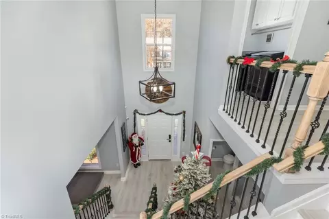 Entry Way - 2316 Mill Ln, High Point, NC 27265 photo 6 of 12