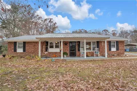 Exterior - 112 Elaine St, Trinity, NC 27370 photo 2 of 7