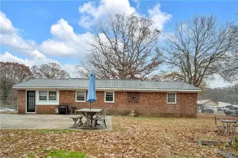 Exterior - 112 Elaine St, Trinity, NC 27370 photo 6 of 7