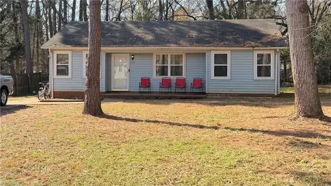 112 Cedar Dr, Salisbury, NC 28147