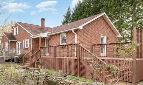 2310 Richardson Dr, Reidsville, NC 27320