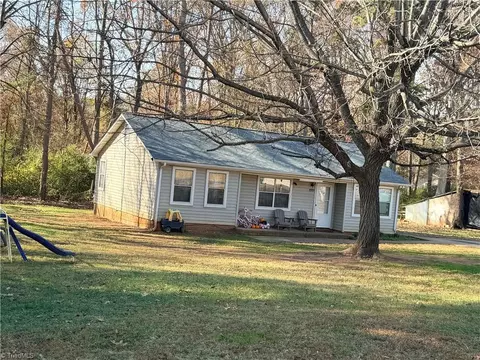 114 Cedar Dr, Salisbury, NC 28147