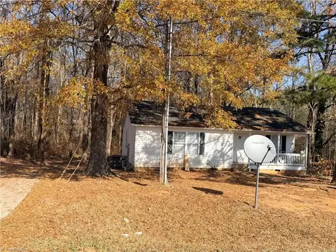 2628 Old Wilkesboro Rd, Salisbury, NC 28144