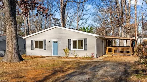 312 Spicewood Dr, Greensboro, NC 27405