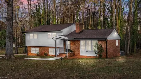 3555 Cherry Ln, Greensboro, NC 27405
