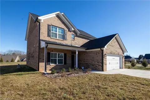 3924 Braddock Rd, High Point, NC 27265 photo 24