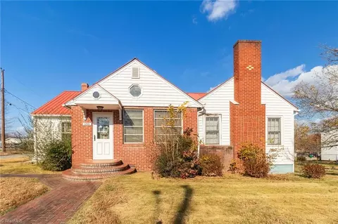 3749 Depot St, Walkertown, NC 27051